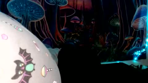 alyssaarcane online show from 12/22/25, 03:36