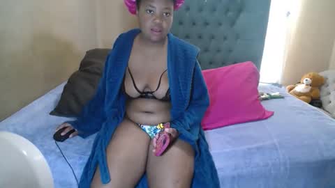 Snapshot of alyssabrownx chatting on 05/09/26, 10:20 alyssabrownx online show from 05/09/26, 10:20