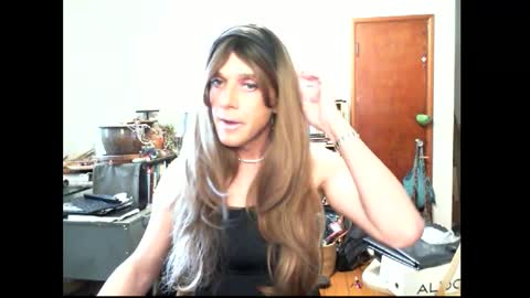 Britney online show from 01/13/26, 09:31