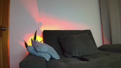 alyssia wolds online show from 06/15/26, 02:03