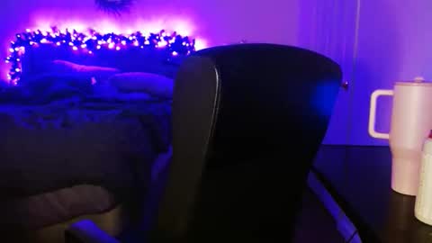 Alyssiaamorexo online show from 03/11/26, 12:22