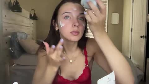 Aly online show from 04/22/26, 05:14