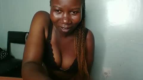 am_creme_delight online show from 04/18/26, 08:42