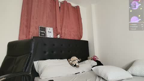 Isabella online show from 01/27/25, 11:00