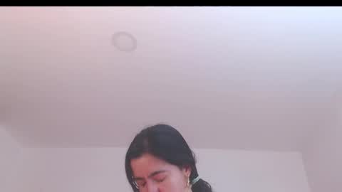 valentia online show from 10/28/25, 01:53