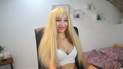 Snapshot of amai__liu chatting on 10/03/25, 05:43 Amai Liu online show from 10/03/25, 05:43