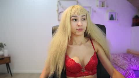 Snapshot of amai__liu chatting on 12/22/25, 07:22 Amai Liu online show from 12/22/25, 07:22