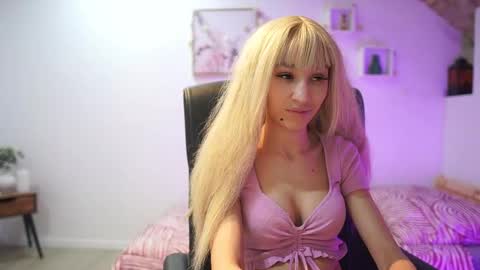 Snapshot of amai__liu chatting on 02/12/26, 02:01 Amai Liu online show from 02/12/26, 02:01