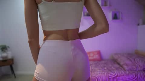 Snapshot of amai__liu chatting on 03/03/26, 02:01 Amai Liu online show from 03/03/26, 02:01