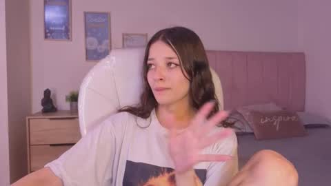 B I A N C A online show from 11/30/25, 03:54