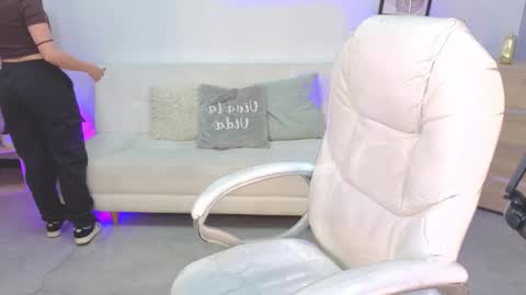 Snapshot of amaia_daniells chatting on 02/27/26, 12:38 B I A N C A online show from 02/27/26, 12:38