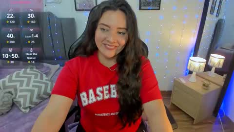 Hi Im AmaiaHelp me reach 100 likes online show from 01/06/26, 07:39