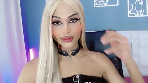 amal_baddel_ online show from 01/09/25, 10:20