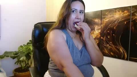 AMALIA online show from 04/21/26, 01:42