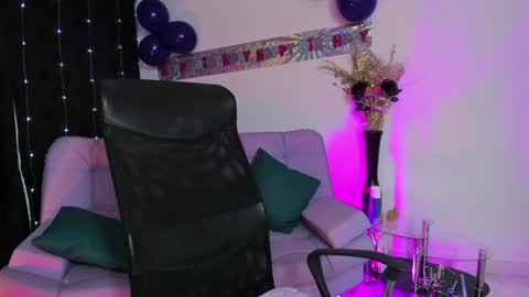 Amalia cruss online show from 01/31/25, 08:43