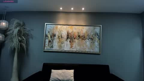 Amalia cruss online show from 12/19/25, 08:05