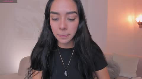 Amalia cruss online show from 04/20/26, 09:27