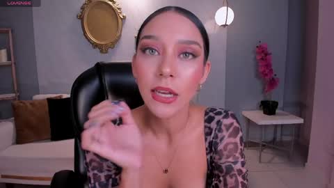 Amalia cruss online show from 05/14/26, 09:21