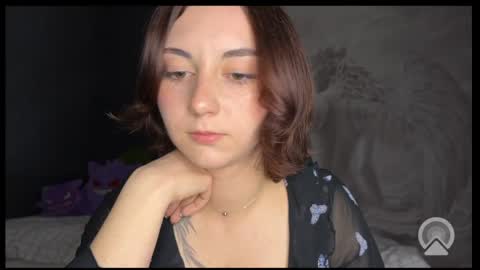 amalia_lambert13 online show from 05/15/26, 07:32
