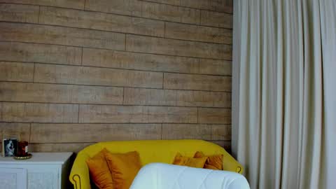 Amalia online show from 01/22/25, 09:13