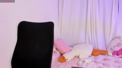 Amalia    real MIA  online show from 02/21/25, 06:51