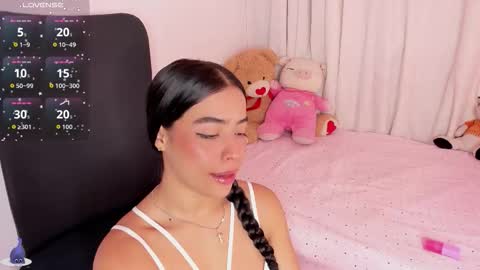 Amalia    real MIA  online show from 10/10/25, 05:06