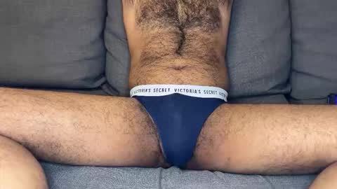 amalik_yoazz online show from 11/11/25, 11:32