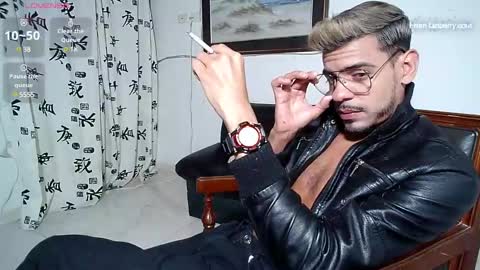 Snapshot of amand_sex chatting on 01/13/25, 11:19 amand_sex online show from 01/13/25, 11:19