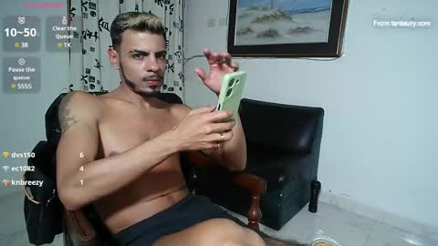 Snapshot of amand_sex chatting on 01/28/25, 07:43 amand_sex online show from 01/28/25, 07:43