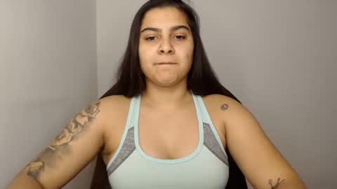 The queen of the biceps  online show from 01/06/25, 08:07