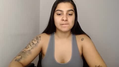 The queen of the biceps  online show from 01/26/25, 09:51