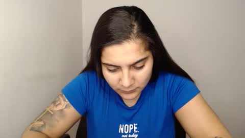 The queen of the biceps  online show from 01/28/25, 10:12