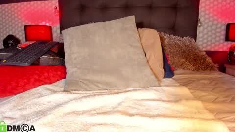 diana        Private is Open online show from 10/11/25, 08:40