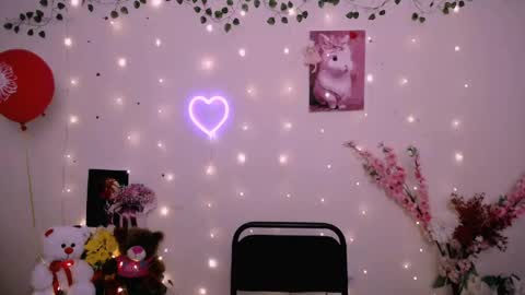 amanda_bright_ online show from 04/09/26, 11:15