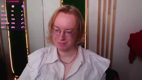 Snapshot of amanda_butlerr chatting on 07/02/26, 01:50 Hi im Amanda online show from 07/02/26, 01:50