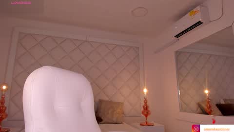 Snapshot of amanda_colin chatting on 09/20/25, 09:38 Amanda online show from 09/20/25, 09:38