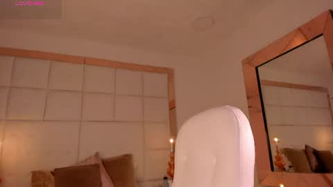 Snapshot of amanda_colin chatting on 07/04/26, 10:27 Amanda online show from 07/04/26, 10:27