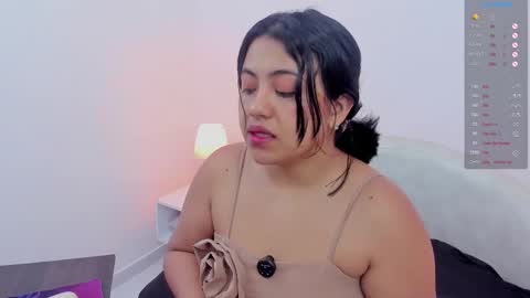 Amanda Marcuzzi  online show from 11/12/25, 11:43