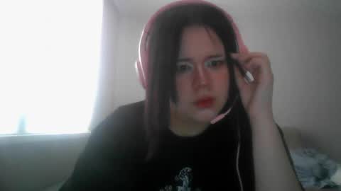 Snapshot of amanda_mia chatting on 04/06/26, 09:10 amanda_mia online show from 04/06/26, 09:10