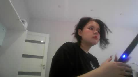 Snapshot of amanda_mia chatting on 04/25/26, 01:03 amanda_mia online show from 04/25/26, 01:03