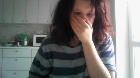 Snapshot of amanda_mia chatting on 05/13/26, 08:23 amanda_mia online show from 05/13/26, 08:23