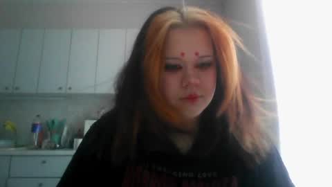 Snapshot of amanda_mia chatting on 05/19/26, 07:04 amanda_mia online show from 05/19/26, 07:04