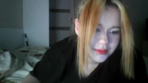 Snapshot of amanda_mia chatting on 06/25/26, 05:06 amanda_mia online show from 06/25/26, 05:06
