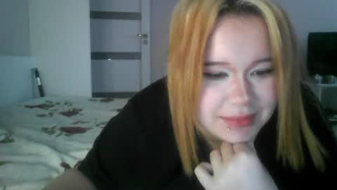 Snapshot of amanda_mia chatting on 06/26/26, 04:22 amanda_mia online show from 06/26/26, 04:22
