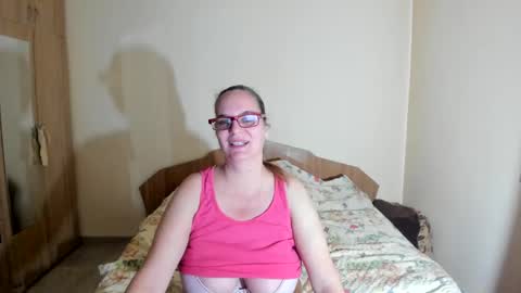 Snapshot of amanda_squirt chatting on 02/13/25, 05:44 amanda_squirt online show from 02/13/25, 05:44