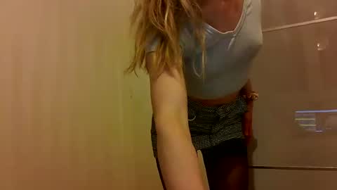 amanda_style online show from 02/20/25, 08:36