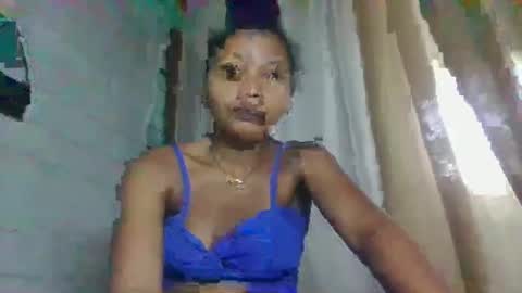 Snapshot of amandaaa25 chatting on 09/11/25, 11:10 amandaaa25 online show from 09/11/25, 11:10