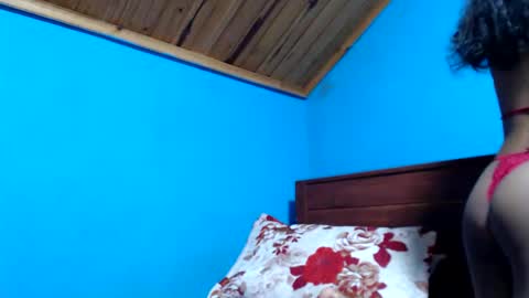 Snapshot of amandaerotic chatting on 02/20/25, 04:14 amandaerotic online show from 02/20/25, 04:14