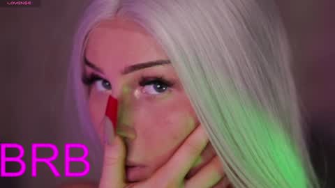 Snapshot of amandafarrell chatting on 02/02/25, 03:28 Amanda Farrell online show from 02/02/25, 03:28