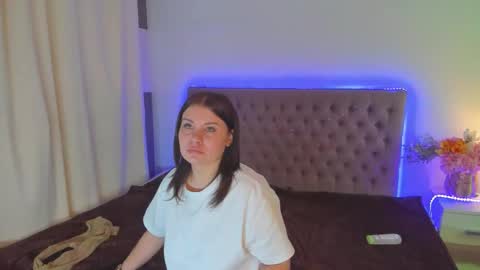 Snapshot of amandahoppe chatting on 06/05/26, 06:52 Amanda online show from 06/05/26, 06:52